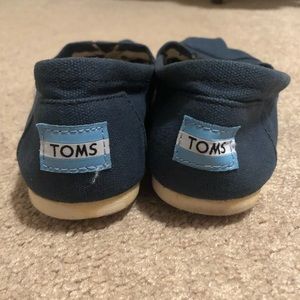 TOM’S Navy Canvas Women’s Classics